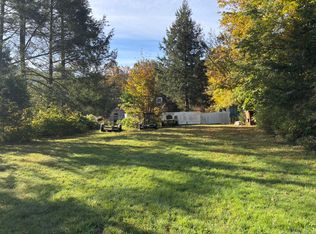 1405 New Haven Rd, Naugatuck, CT 06770