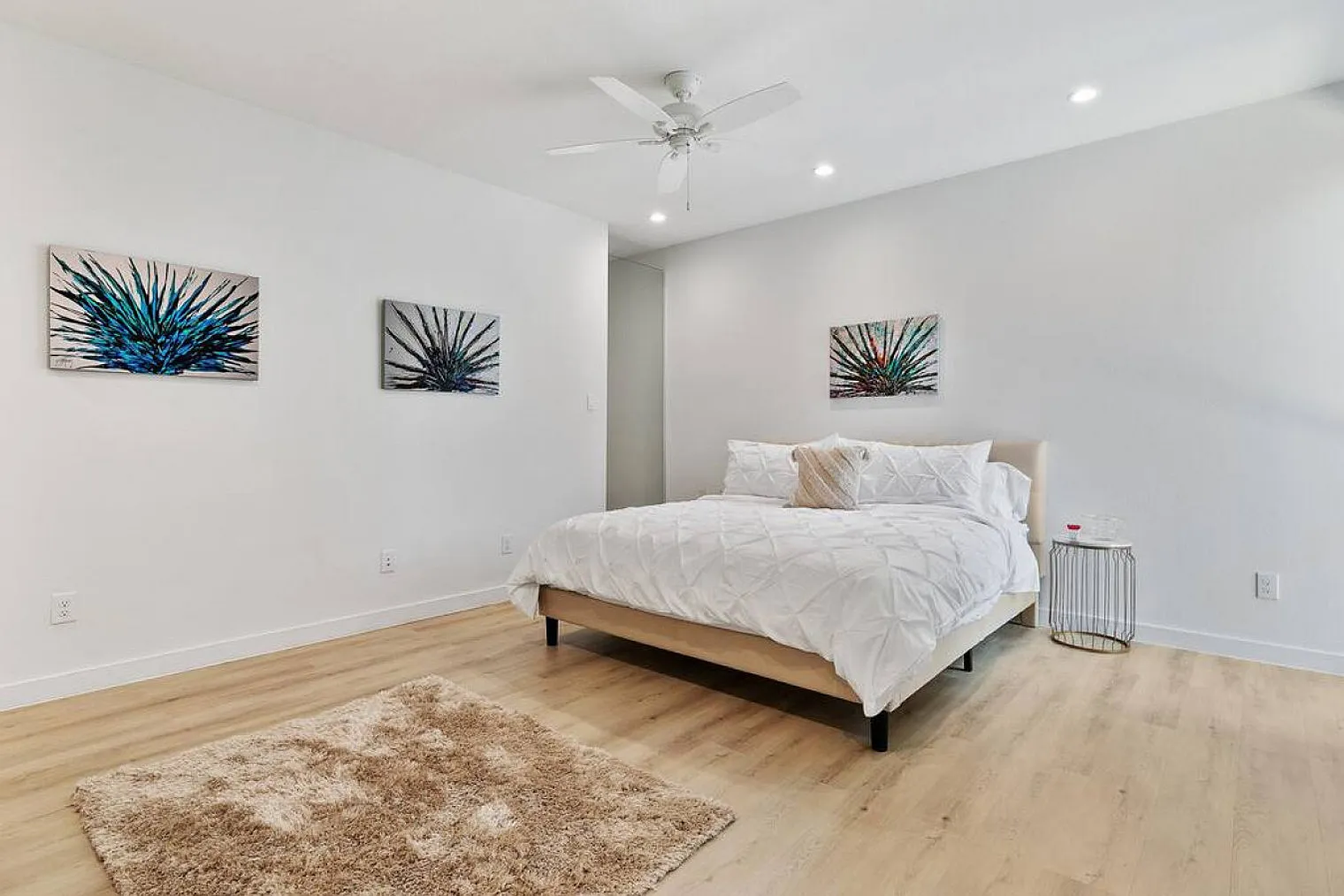 4 bed, 4.0 bath, $6,923 — Photo 4