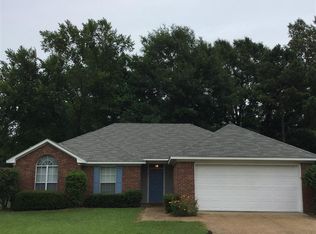 324 Hawthorne Dr, Madison, MS 39110