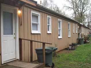 555 N River Rd APT 31, Cottage Grove, OR 97424