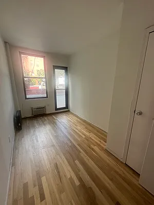 Rented by Living Space | media 7