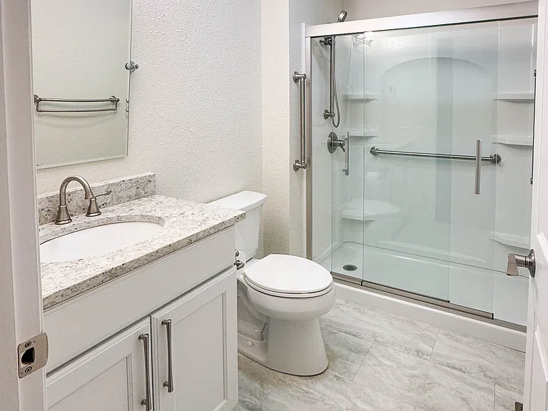 910 Hope Dr — Photo 15