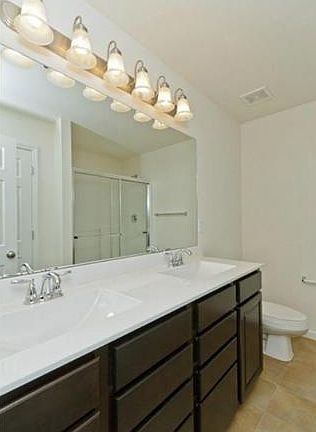 5th image of 708 Jamesport Dr