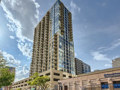 1212 N La Salle Dr APT 1603, Chicago, IL, 60610