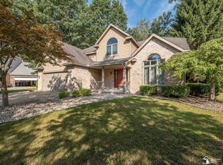 1436 Granby St, Temperance, MI 48182