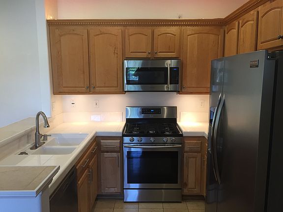 2nd image of 10926 Ivy Hill Dr Unit 1