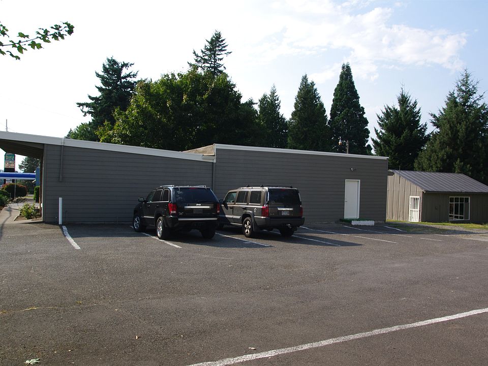 2nd image of 21601 SE Stark St