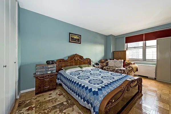 Sold by SBNY RE | media 7