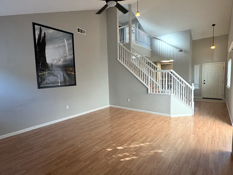 1318 Robinson Ln — Photo 19