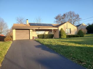 129 Xavier Dr, Verona, PA