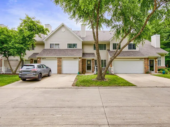 2265 Grand Ave Unit 4, West Des Moines, IA 50265