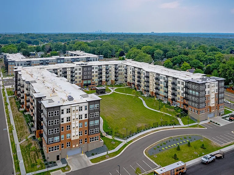 Legacy Commons at Signal Hills 55+ Apartments — Photo 29