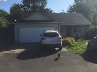 248 Columbia Ct, Cottage Grove, OR 97424