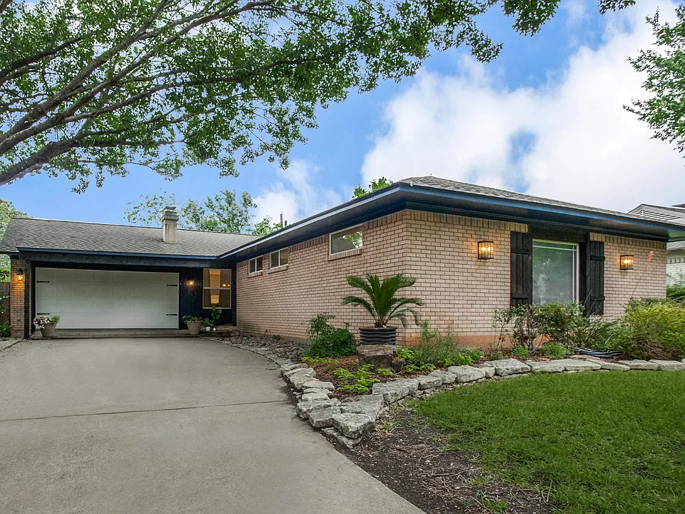 716 Winchester Dr