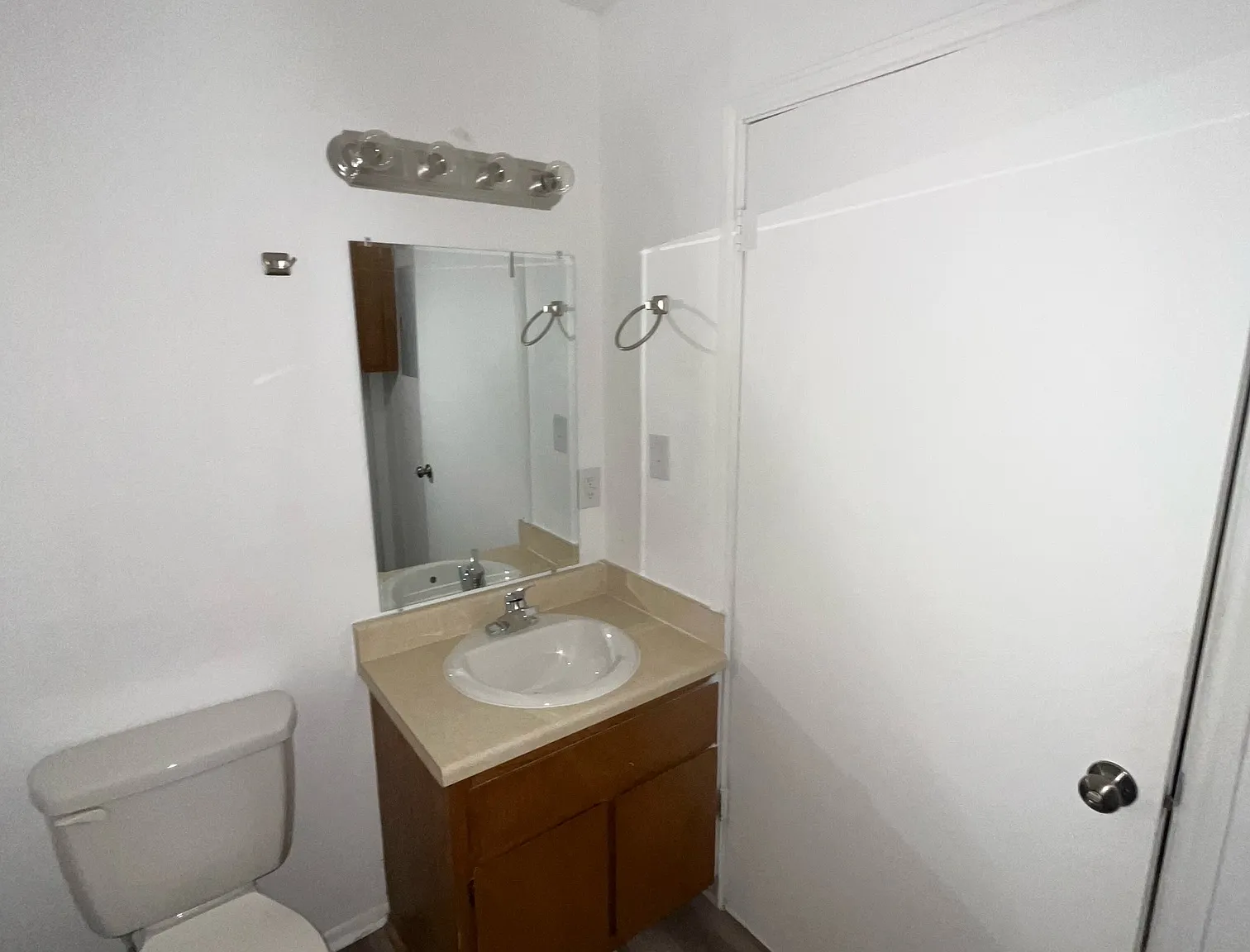 BC 3254 - 1 — Photo 3