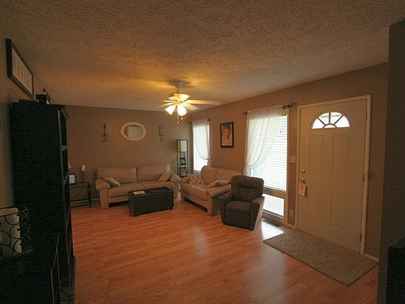 3rd image of 2526 Alois Ct