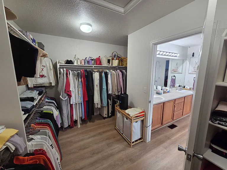 81 Laramie Ct — Photo 28
