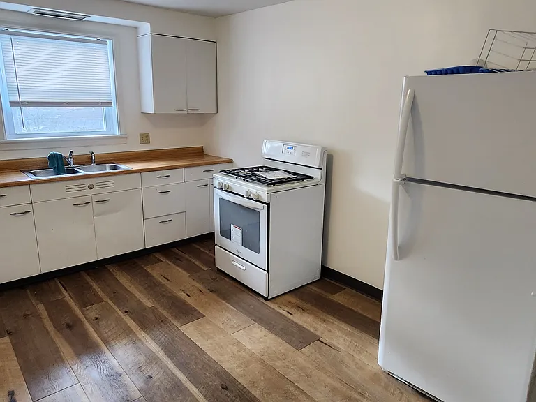 10 Olive Ave #1 — Photo 13