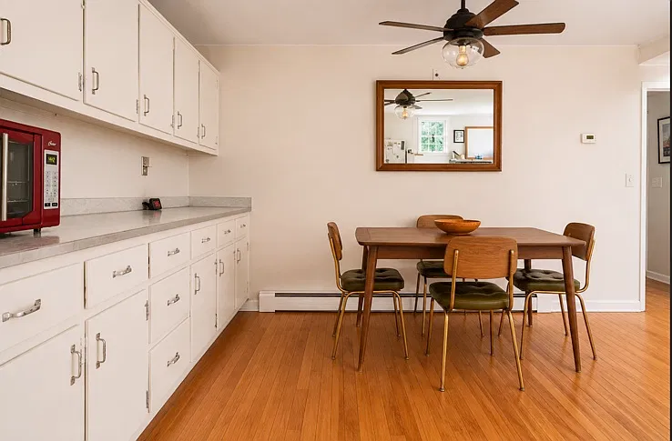 2 bed, 1200 sqft, $3,200 — Photo 4