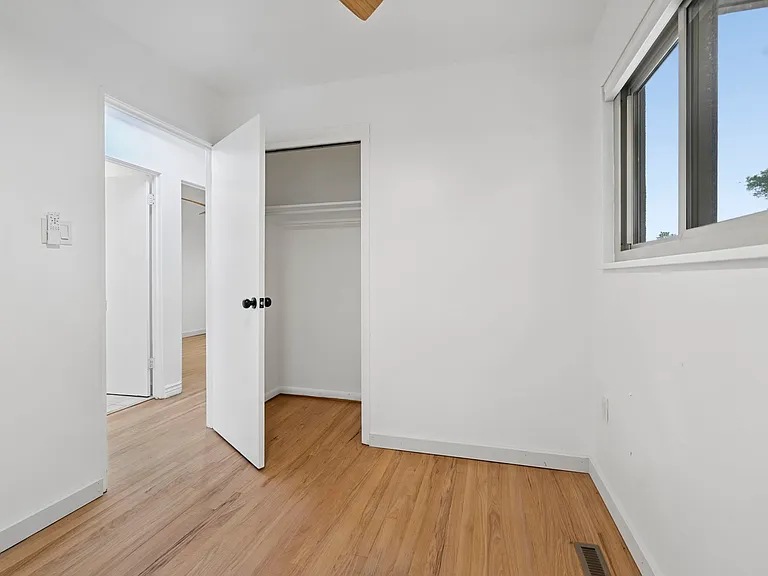 309 Redwood Dr — Photo 13
