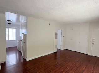 3002 Honolulu Ave #8, La Crescenta, CA 91214
