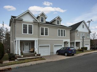 3 Marina Ct, Belmar, NJ 07719