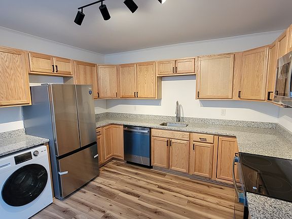 2nd image of 74 Blocker St