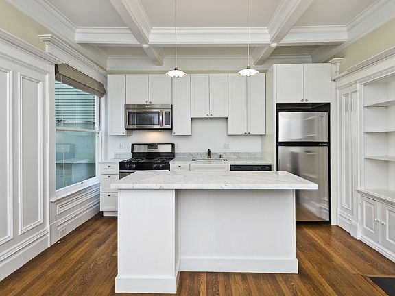 3rd image of 316 Maple St #A