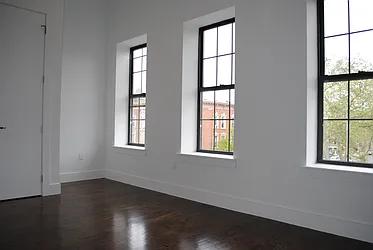 Rented by Urban Ambiance