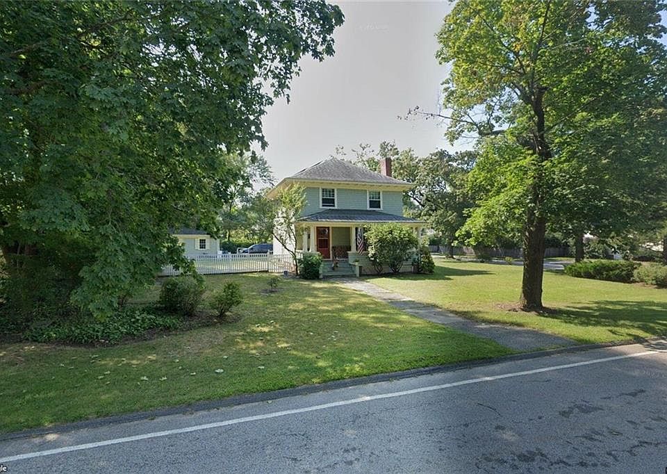 1st image of 47 Lincoln Ave
