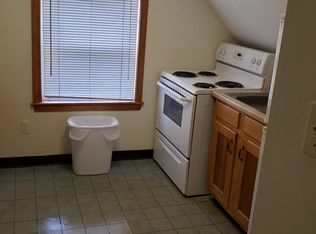 4 Spring St #3, Portland, CT 06480