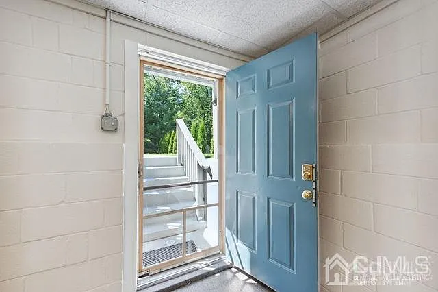 408 Prospect Ave — Photo 31