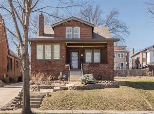 1157 Moorlands Dr, Saint Louis, MO