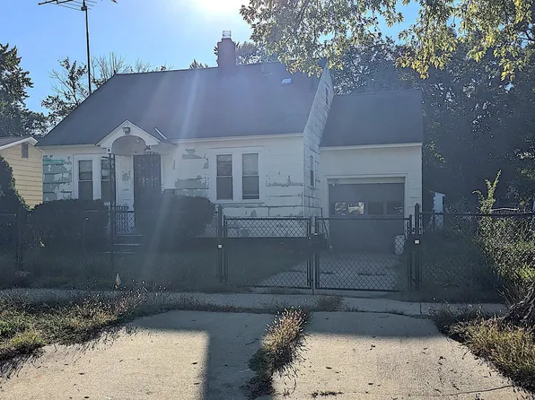 1981 9th St, Muskegon, MI 49444