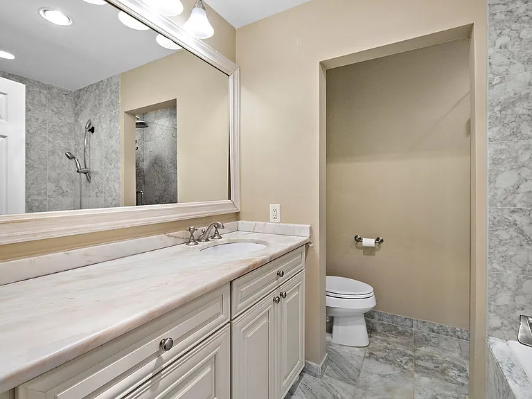 208 Shearwater Ct W #15 — Photo 25