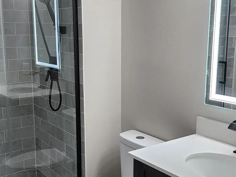 649 Showplace Ct — Photo 12