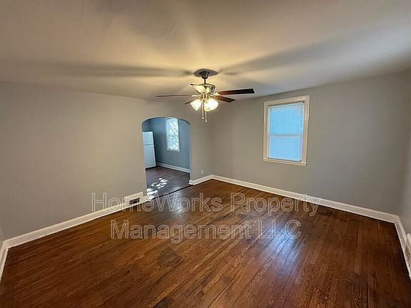 2nd image of 2733 Ellicott Dr