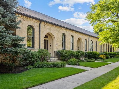 738 Lyster Rd, Highwood, IL, 60040