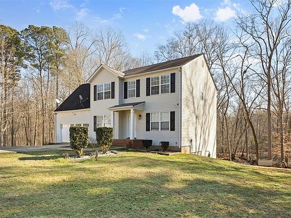 3rd image of 48 Crestview Ct