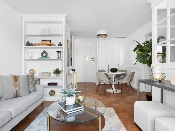 345 E 81st St APT 17H, New York, NY 10028