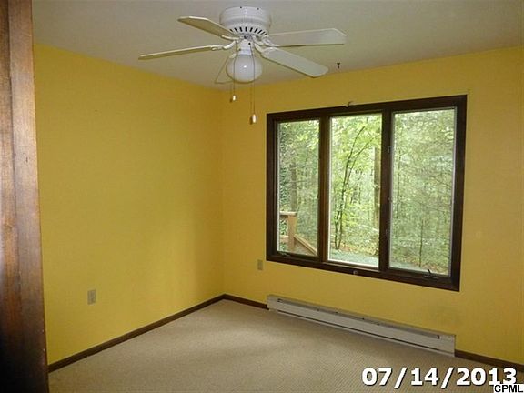 4th image of 130 Huckleberry Ln