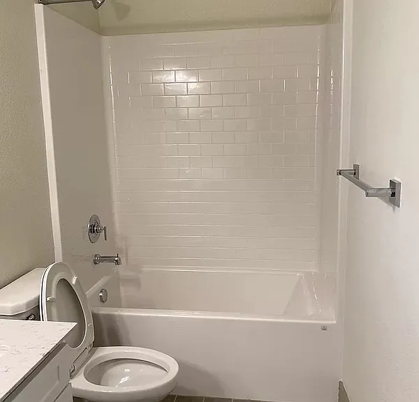 2467 Valverde Dr — Photo 33