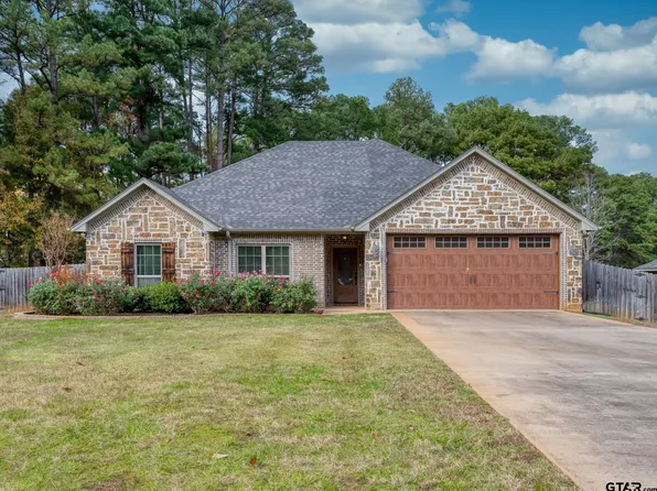 18453 Tower Cir, Flint, TX 75762