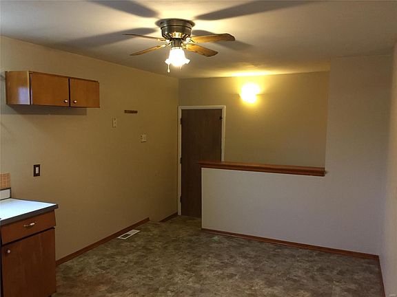 3rd image of 1460 Layven Ave
