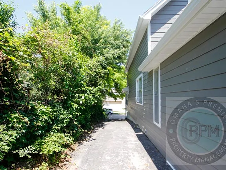 4015 Marcy St — Photo 14