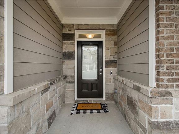 4th image of 338 Ryston Way