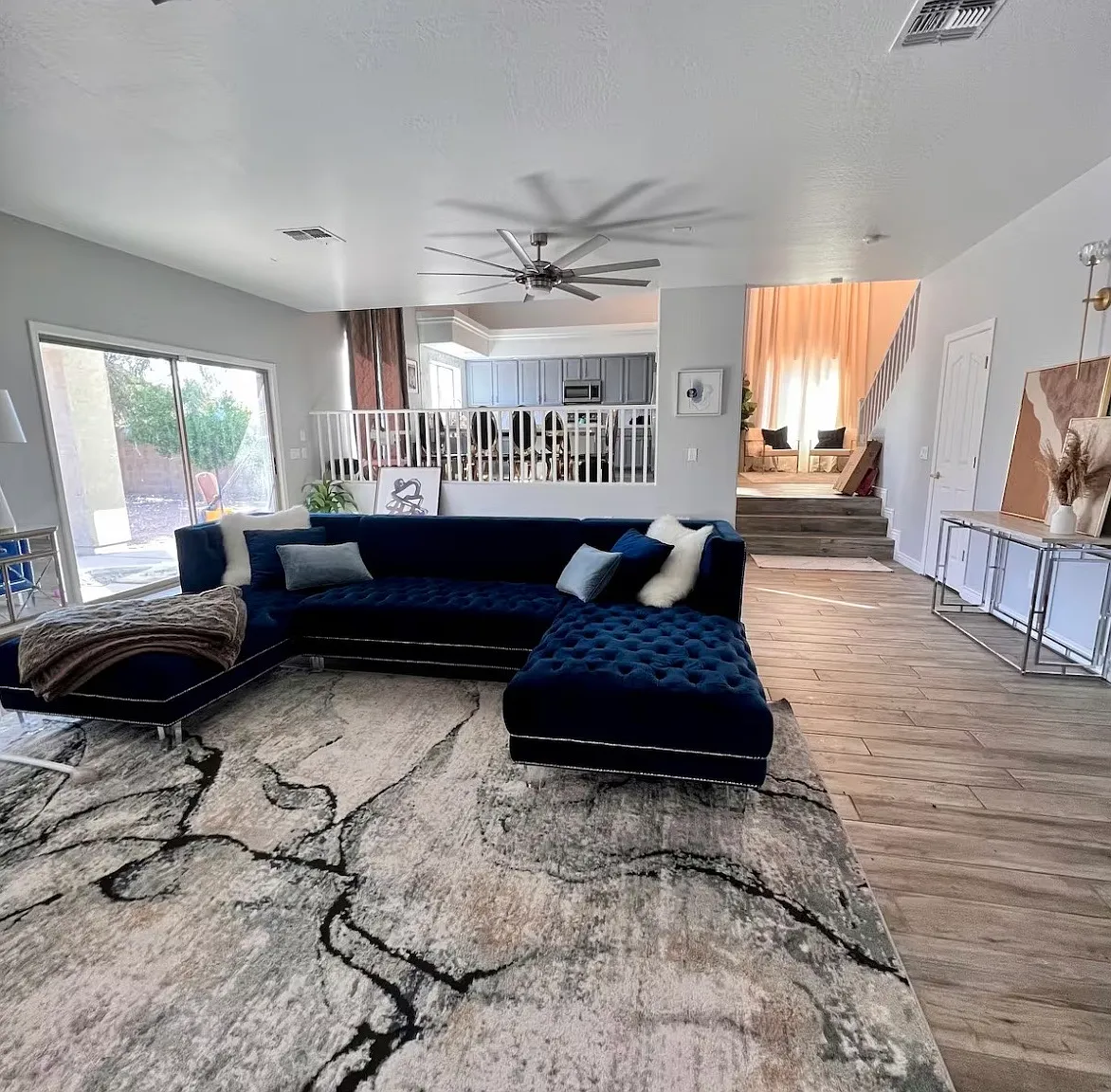 4 bed, 2.5 bath, 2557 sqft, $3,200 — Photo 2