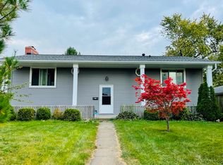 103 Radliff Rd, Bloomington, IL 61701