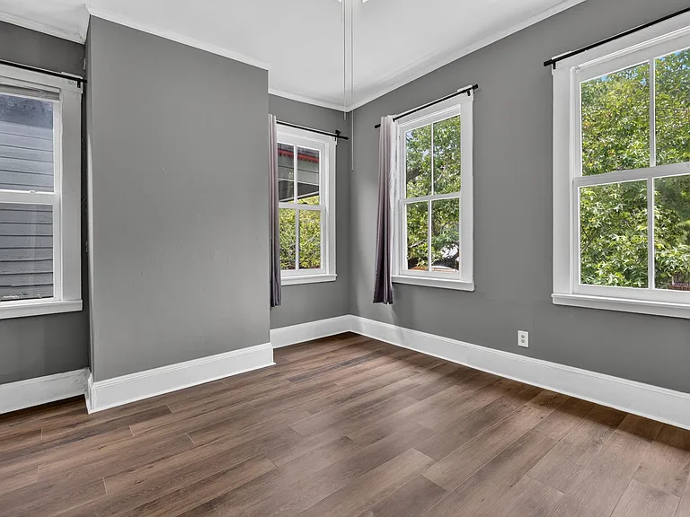 1419 Barnard St #B — Photo 18