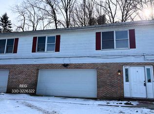 3175 Dewalt Dr #1, Akron, OH 44312